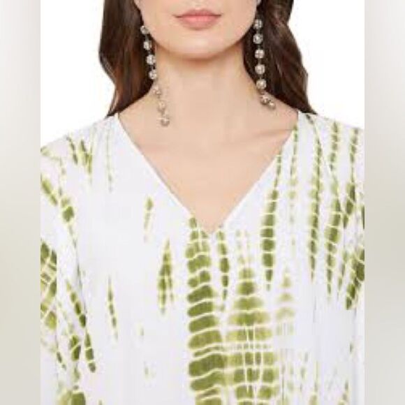 Anthropologie Umgee White and Green Blouse with V-Neck and Tie-Dye Design - Picture 1 of 4